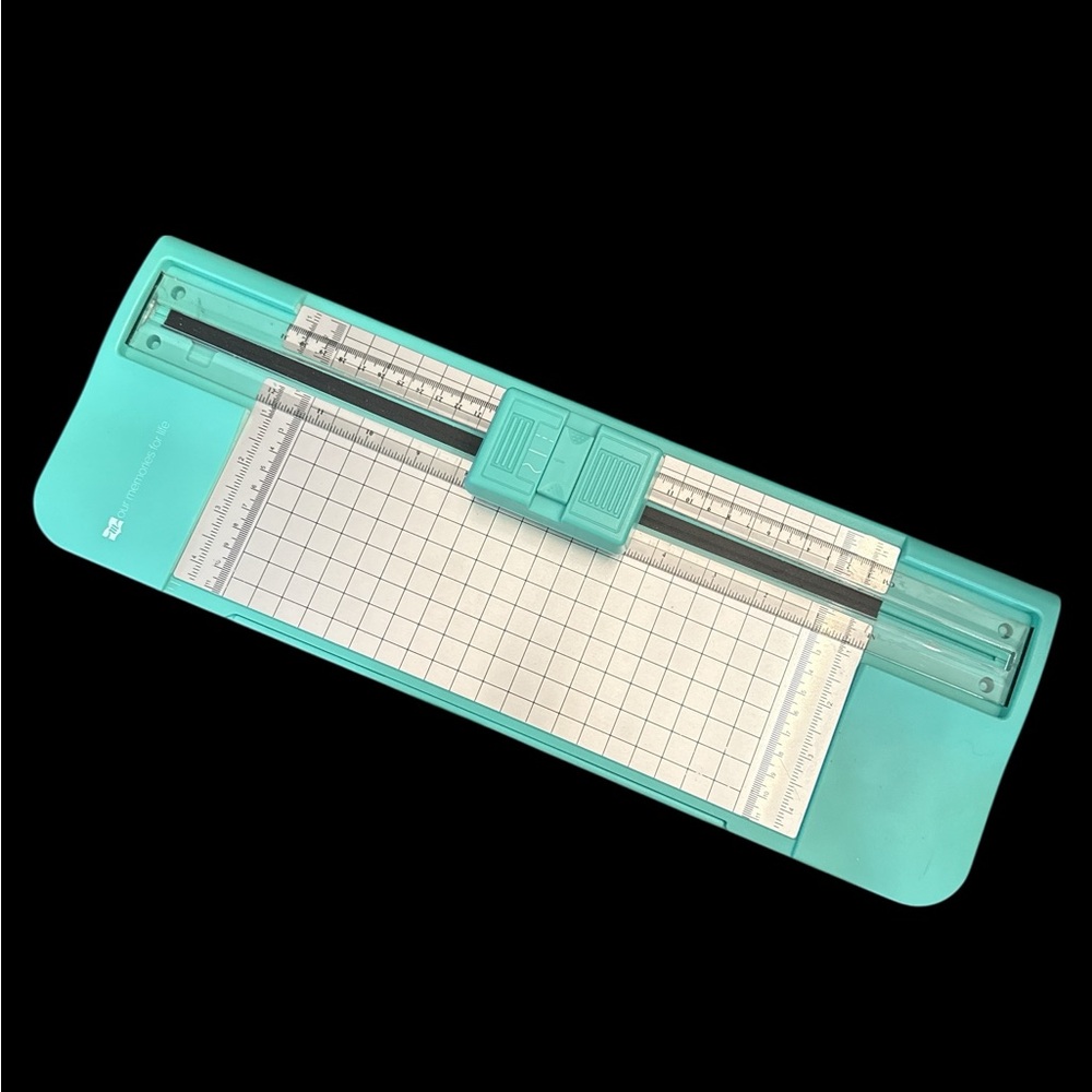 our memories for life Decorative Trimmer 3 edges